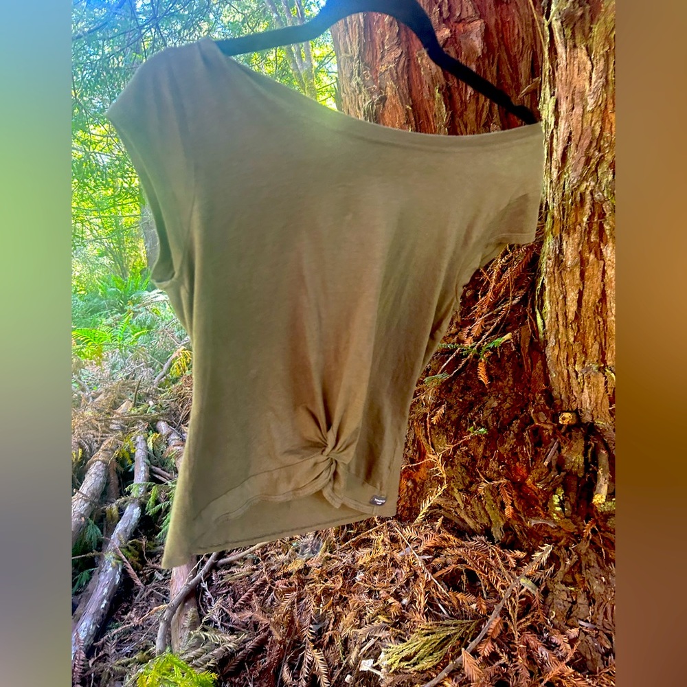 Boat neck short sleeve